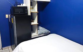 Habitacion 11 independiente con mucha privacidad ,cerca del consulado , CAS , a 200 mts del vado del rio